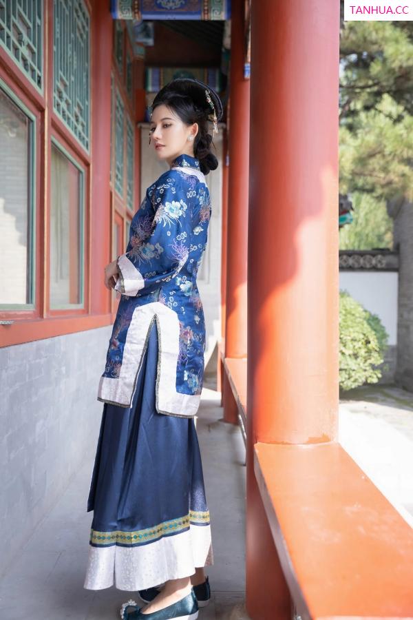 就是阿朱啊  [XiuRen]高清写真图 2023.03.10 No.6398 就是阿朱啊 宫廷服饰第6张图片